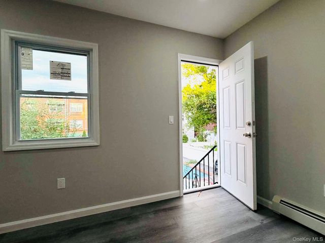 2938 Bouck Avenue, Bronx, NY 10469