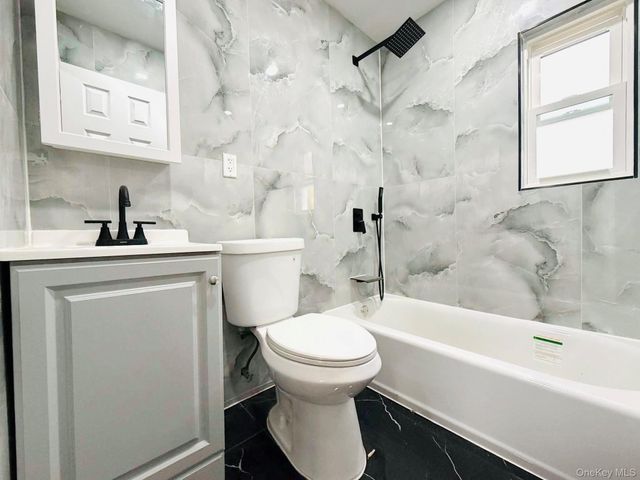2938 Bouck Avenue, Bronx, NY 10469