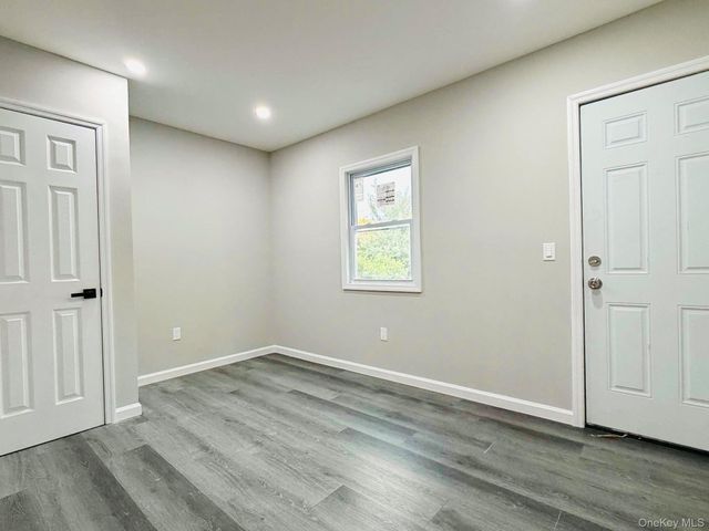 2938 Bouck Avenue, Bronx, NY 10469