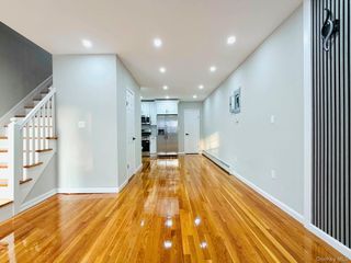 2938 Bouck Avenue, Bronx, NY 10469