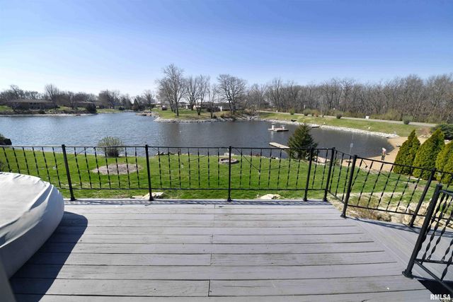 204 NORTHSHORE Drive, Morton, IL 61550