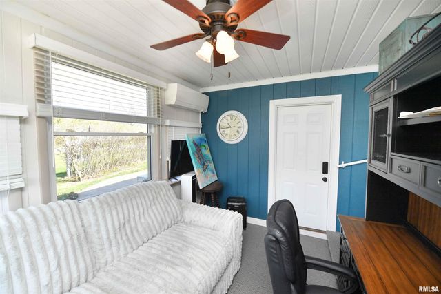 204 NORTHSHORE Drive, Morton, IL 61550