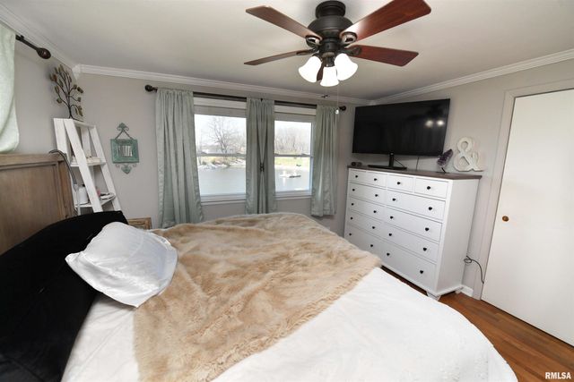 204 NORTHSHORE Drive, Morton, IL 61550