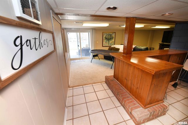 204 NORTHSHORE Drive, Morton, IL 61550