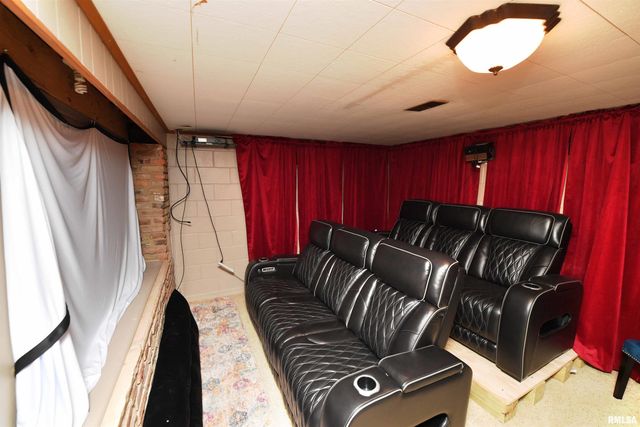 204 NORTHSHORE Drive, Morton, IL 61550