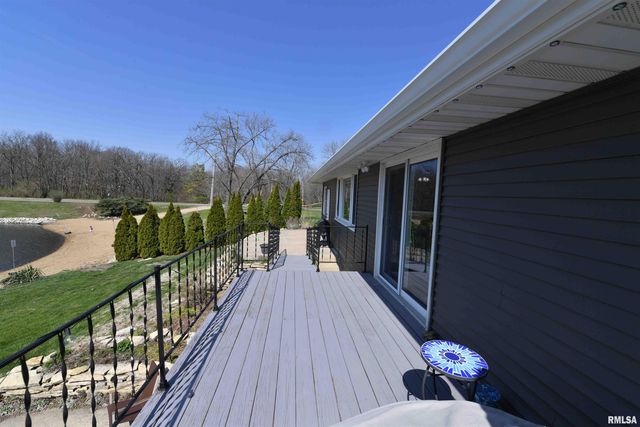 204 NORTHSHORE Drive, Morton, IL 61550