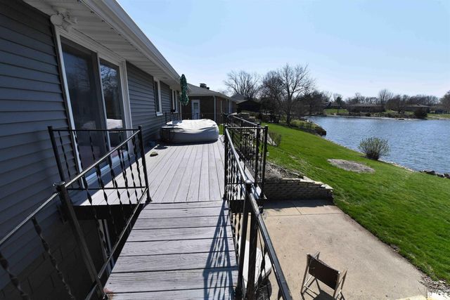 204 NORTHSHORE Drive, Morton, IL 61550