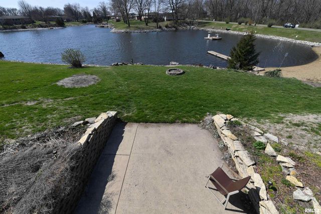 204 NORTHSHORE Drive, Morton, IL 61550