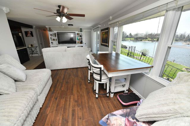 204 NORTHSHORE Drive, Morton, IL 61550