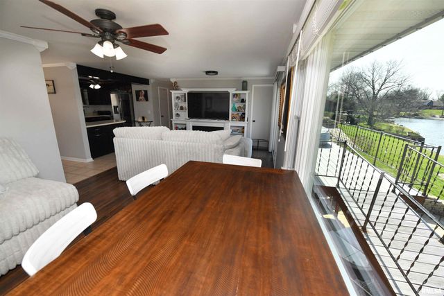 204 NORTHSHORE Drive, Morton, IL 61550