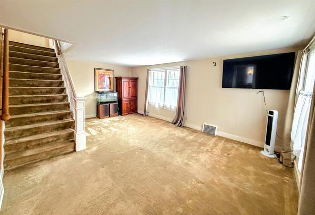 38 Sterling Hill Road, Barre City, VT 05641