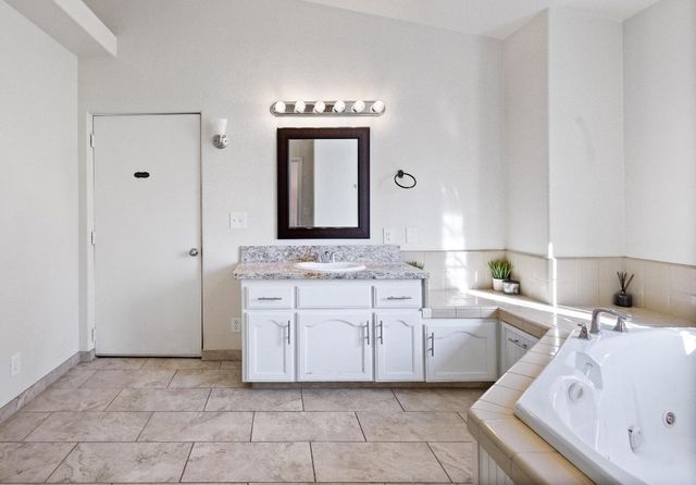 35171 Sand Creek Road, Yokuts Valley, CA 93675