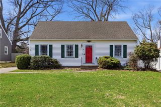 37 Oakmount Drive, Irondequoit, NY 14617