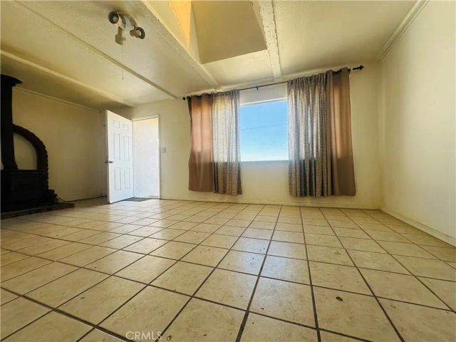 15026 Richmond, Victorville, CA 92394