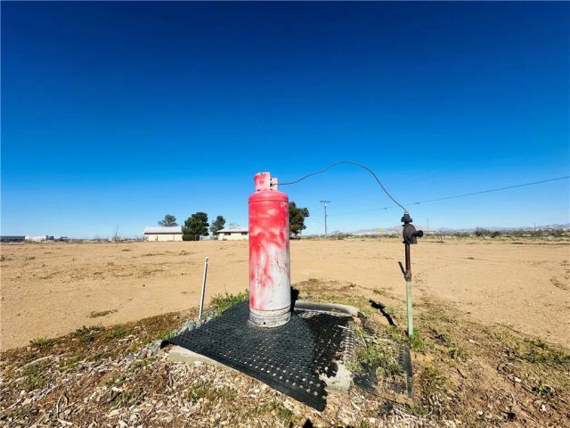 15026 Richmond, Victorville, CA 92394