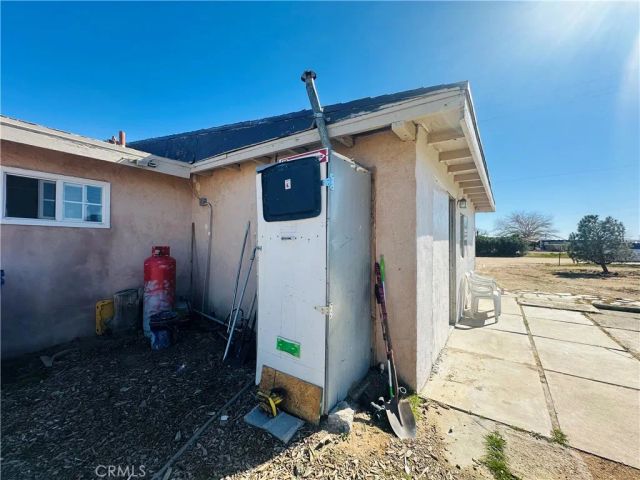 15026 Richmond, Victorville, CA 92394