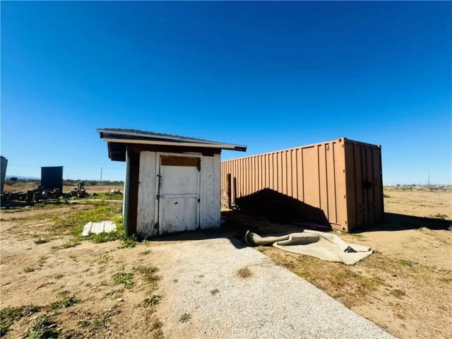 15026 Richmond, Victorville, CA 92394