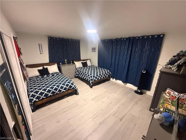 1475 N Larkwood SQ, Fort Myers, FL 33919