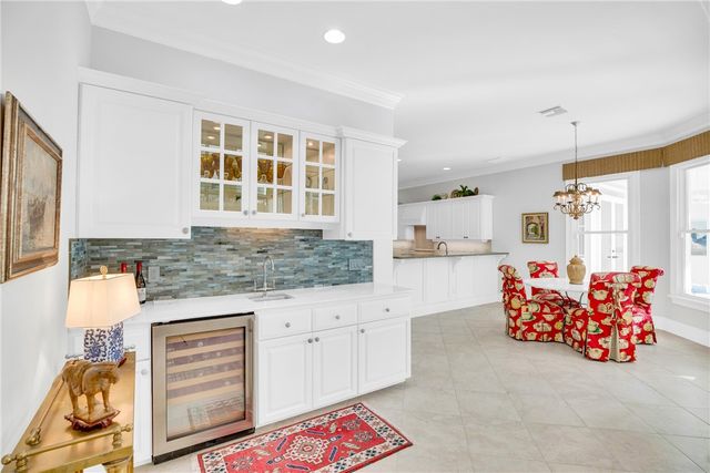 351 Marbrisa Drive, Vero Beach, FL 32963
