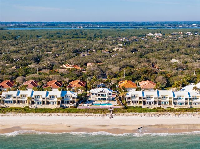 351 Marbrisa Drive, Vero Beach, FL 32963