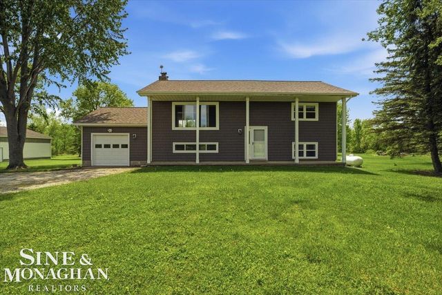 7619 Adair Road, Casco Twp, MI 48064