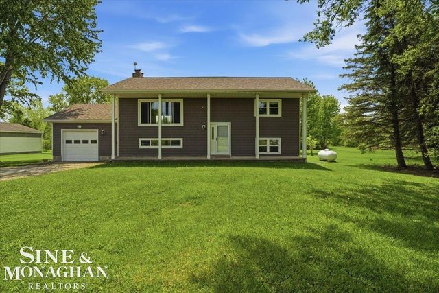 7619 Adair Road, Casco Twp, MI 48064