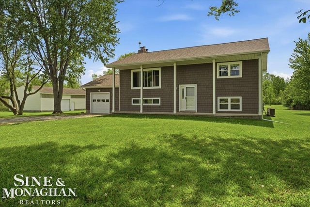7619 Adair Road, Casco Twp, MI 48064