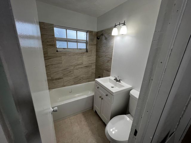 101 NW 13TH Avenue, Boynton Beach, FL 33435
