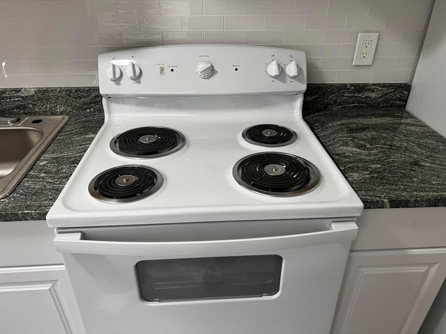 101 NW 13TH Avenue, Boynton Beach, FL 33435