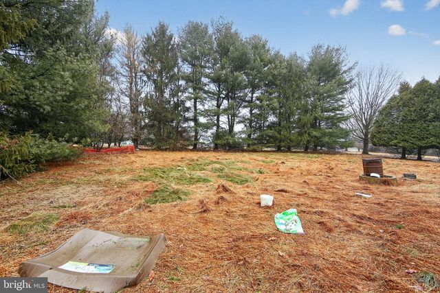 335 TROTTERS WAY, Coatesville, PA 19320