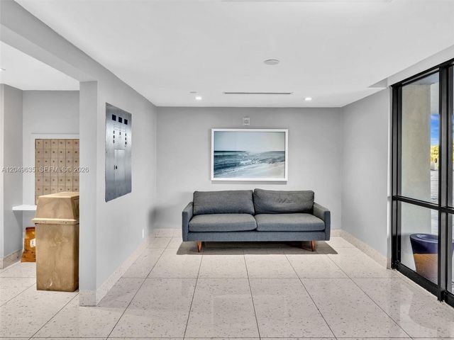 20301 W Country Club Dr 622, Aventura, FL 33180