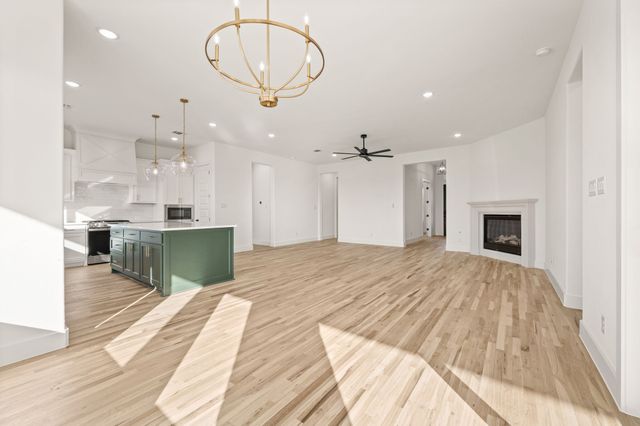 412 Caprock Lane, Reno, TX 76020