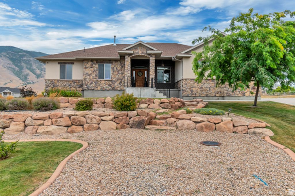 7296 N RIDGE RD, Lake Point, UT 84074 — exterior
