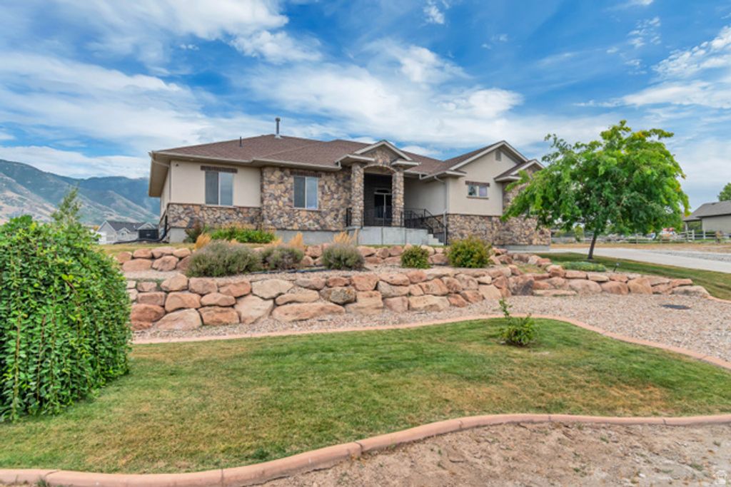 7296 N RIDGE RD, Lake Point, UT 84074 — photo 2