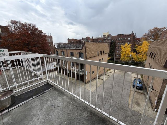 172-77A Highland Avenue 3J, Jamaica Estates, NY 11432