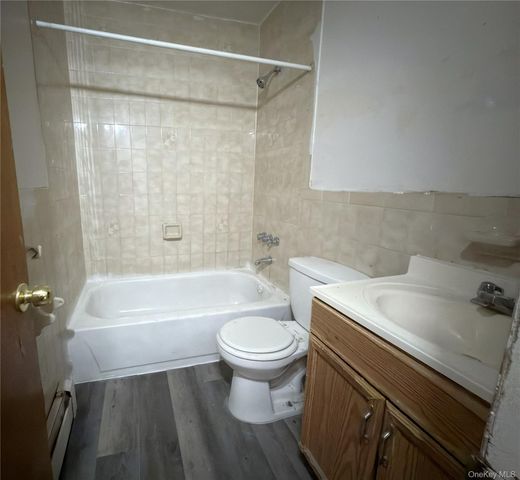 172-77A Highland Avenue 3J, Jamaica Estates, NY 11432