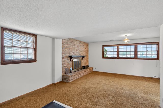 1814 Duff Avenue, Ames, IA 50010