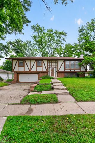 1814 Duff Avenue, Ames, IA 50010