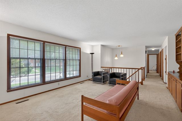 1814 Duff Avenue, Ames, IA 50010