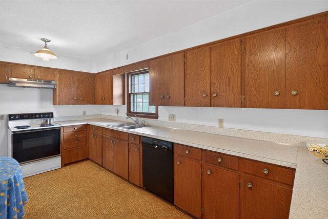 1814 Duff Avenue, Ames, IA 50010