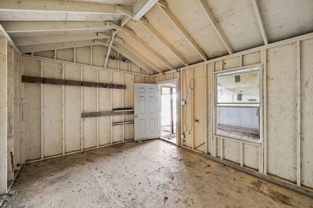 14221 County Road 545, Nevada, TX 75173