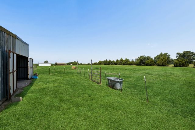 14221 County Road 545, Nevada, TX 75173