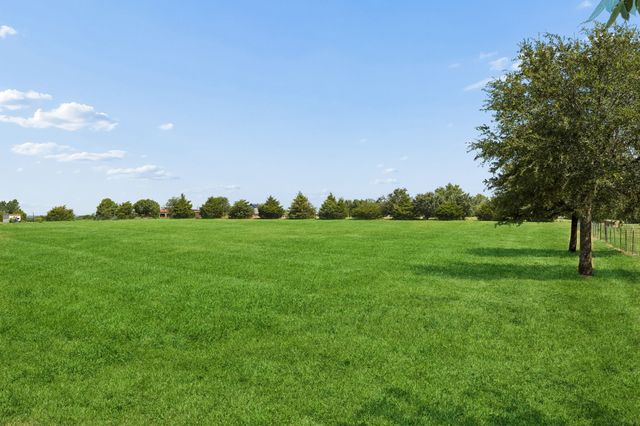 14221 County Road 545, Nevada, TX 75173