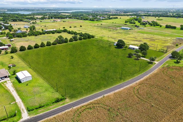 14221 County Road 545, Nevada, TX 75173