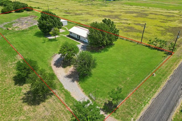 14221 County Road 545, Nevada, TX 75173
