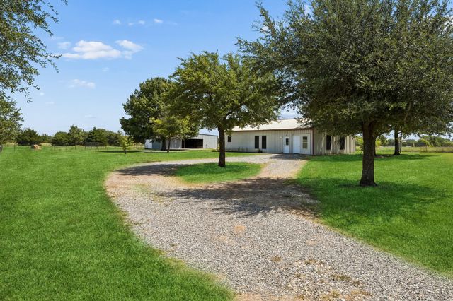 14221 County Road 545, Nevada, TX 75173