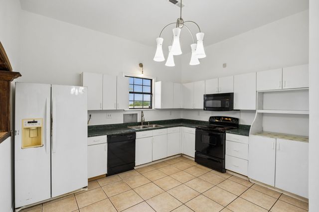 14221 County Road 545, Nevada, TX 75173