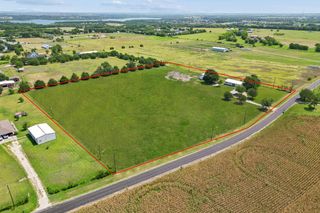 14221 County Road 545, Nevada, TX 75173