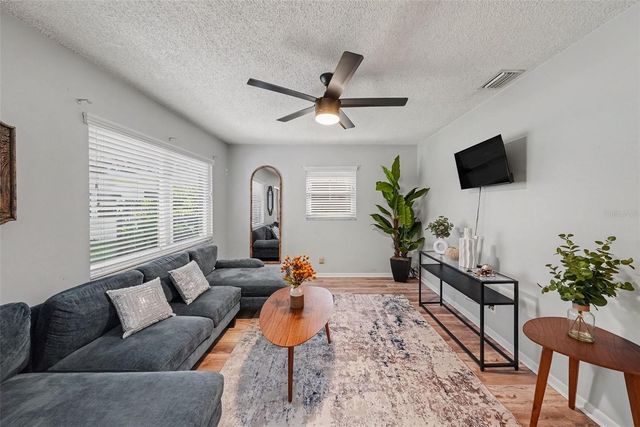 4516 W PAXTON AVENUE, Tampa, FL 33611