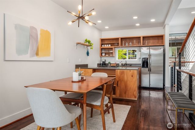 556 Highland Drive, Seattle, WA 98109